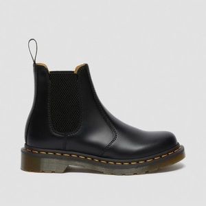 2976 SMOOTH LEATHER CHELSEA BOOTS